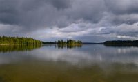 Platelių ežeras prieš lietų